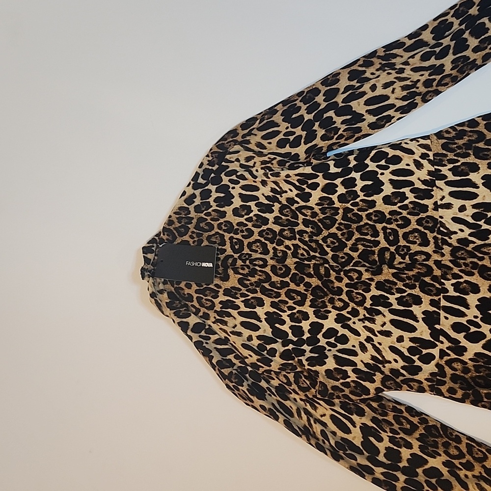 Fashion Nova Leopard Print Long Sleeve Bodysuit - Picture 11 of 13
